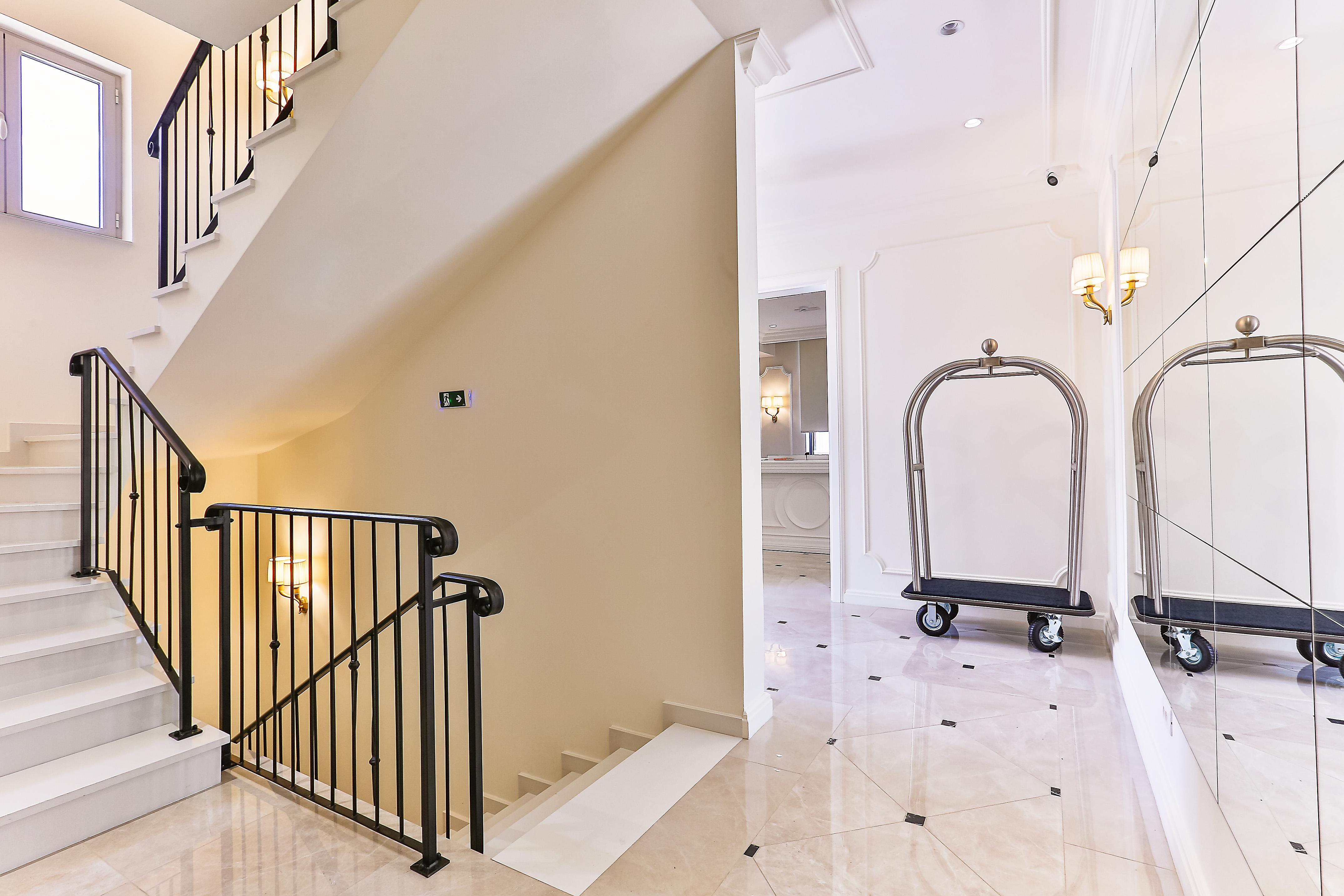Hotel Crown Budva Eksteriør bilde