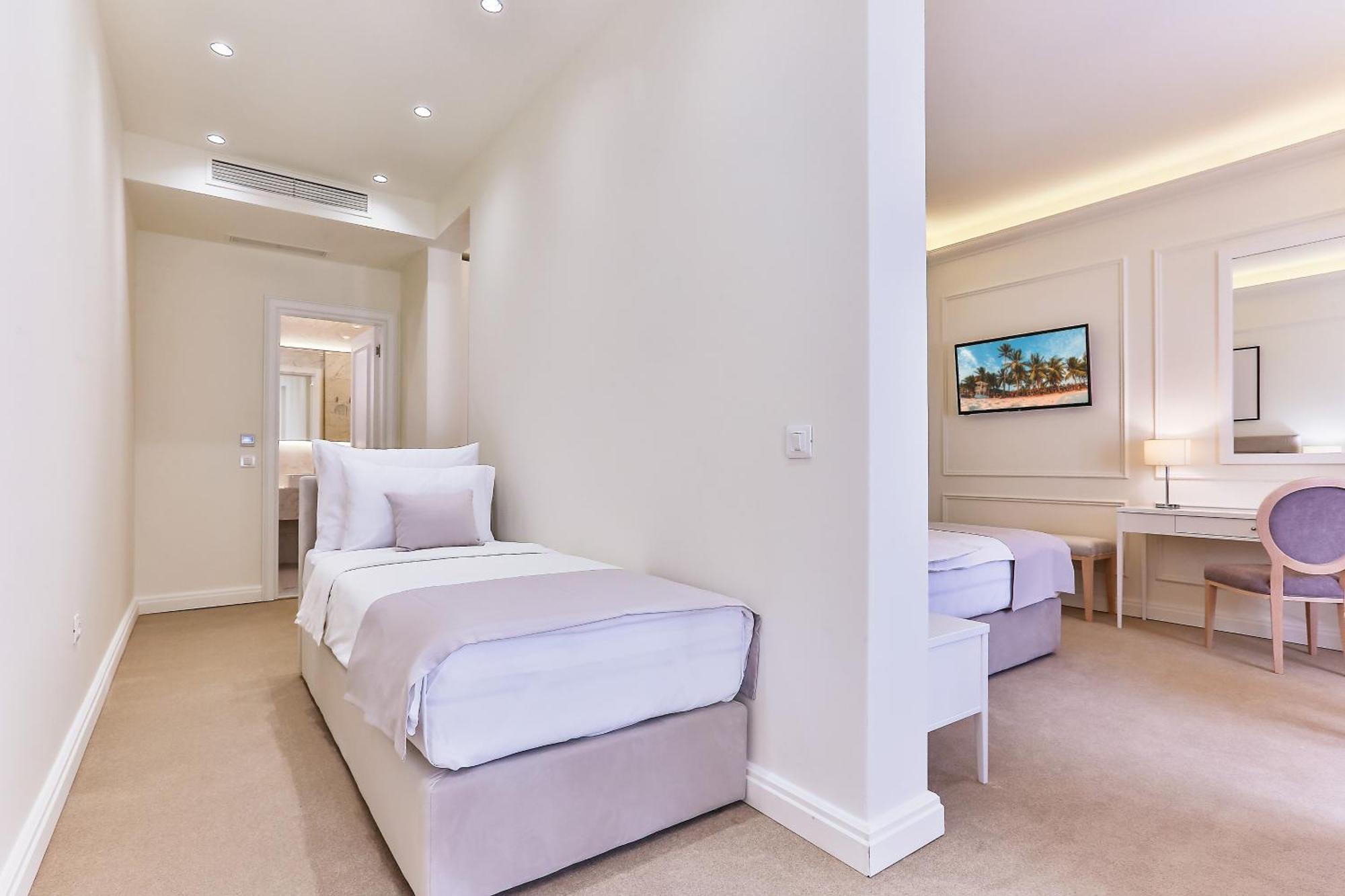 Hotel Crown Budva Eksteriør bilde